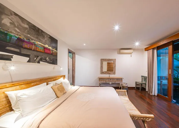Lovely 4br Private Pool With Sundeck! 10mins Ride To *