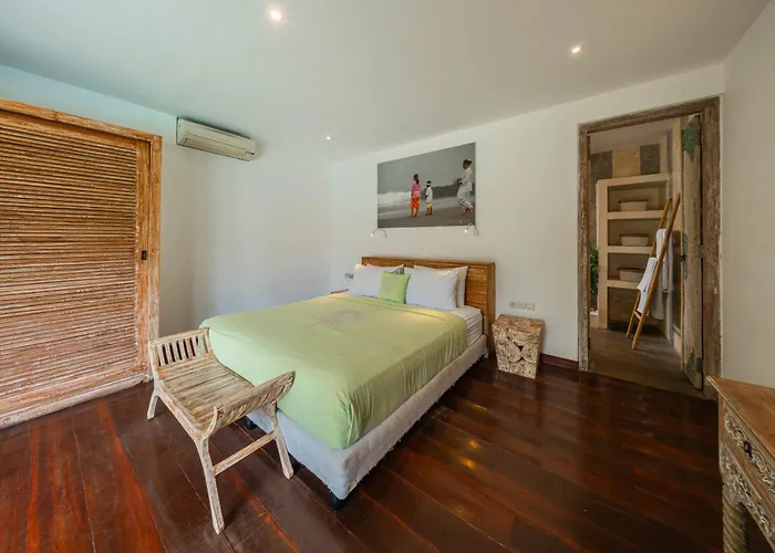 Lovely 4br Private Pool With Sundeck! 10mins Ride To