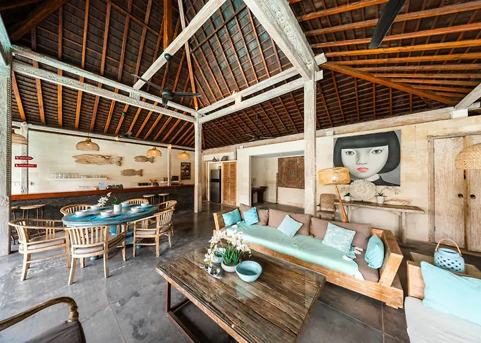 Lovely 4br Private Pool With Sundeck! 10mins Ride To Villa *