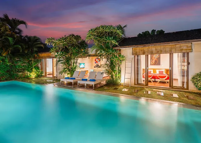 Lovely 4br Private Pool With Sundeck! 10mins Ride To Canggu