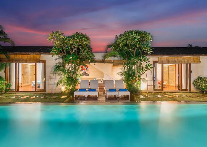 Lovely 4br Private Pool With Sundeck! 10mins Ride To Villa